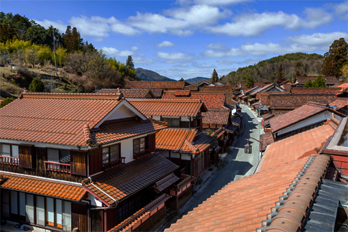 岡山県高梁市の吹屋ふるさと村の町並み
